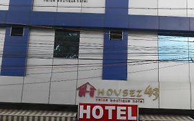 Housez 43 Hotel Kolkata